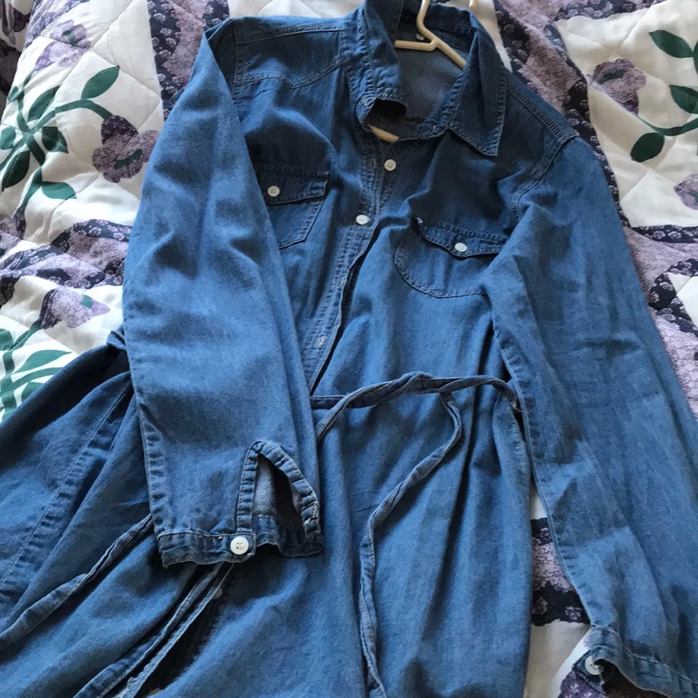Long sleeves jeans